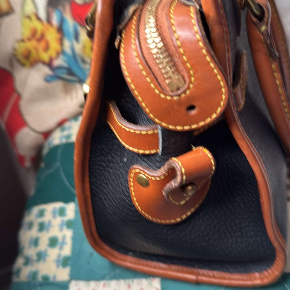 Dooney and Bourke Handbags - Picture 5 of 12